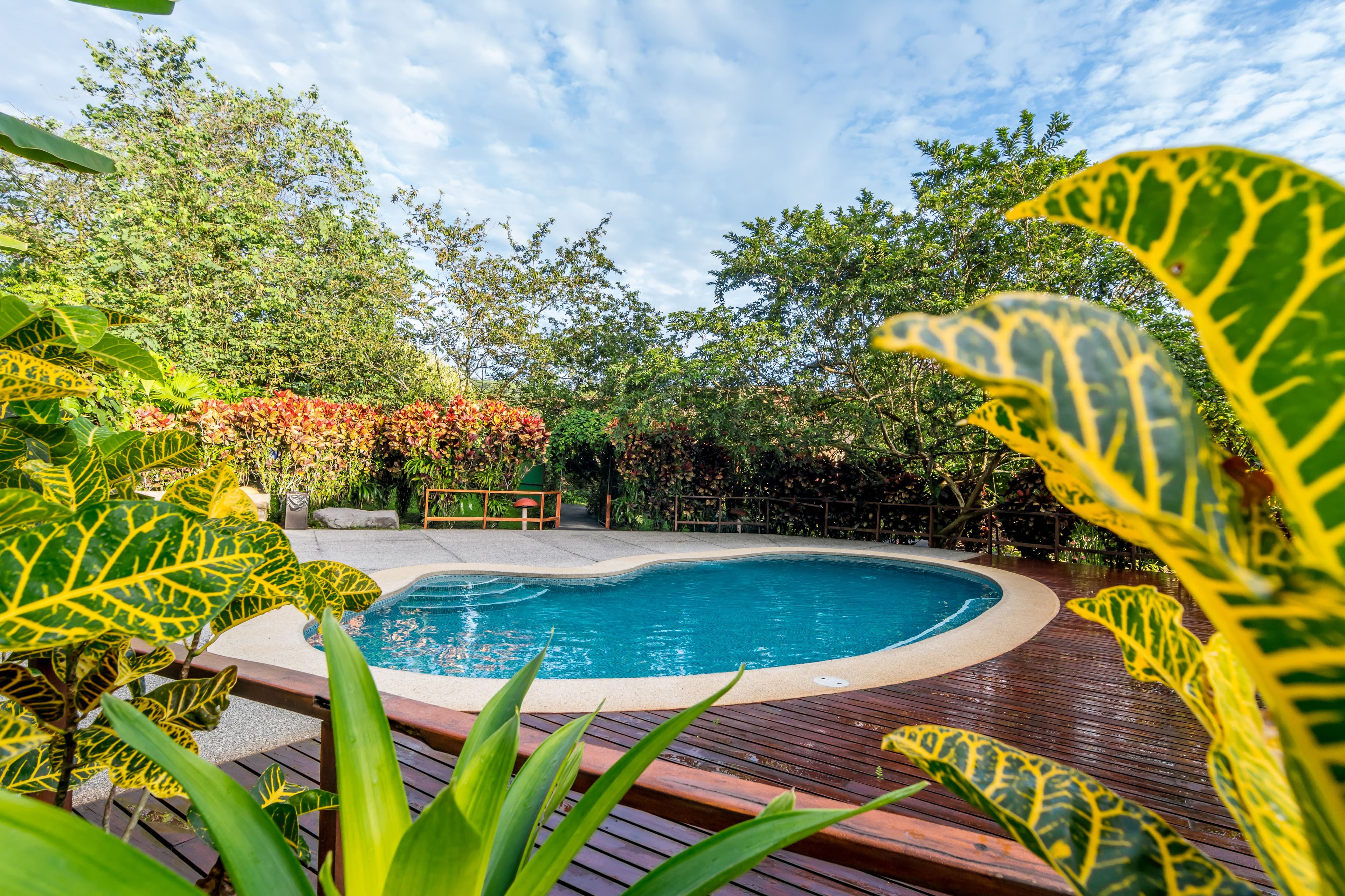 WELCOME TO OUR EXCLUSIVE COLD WATER POOL.