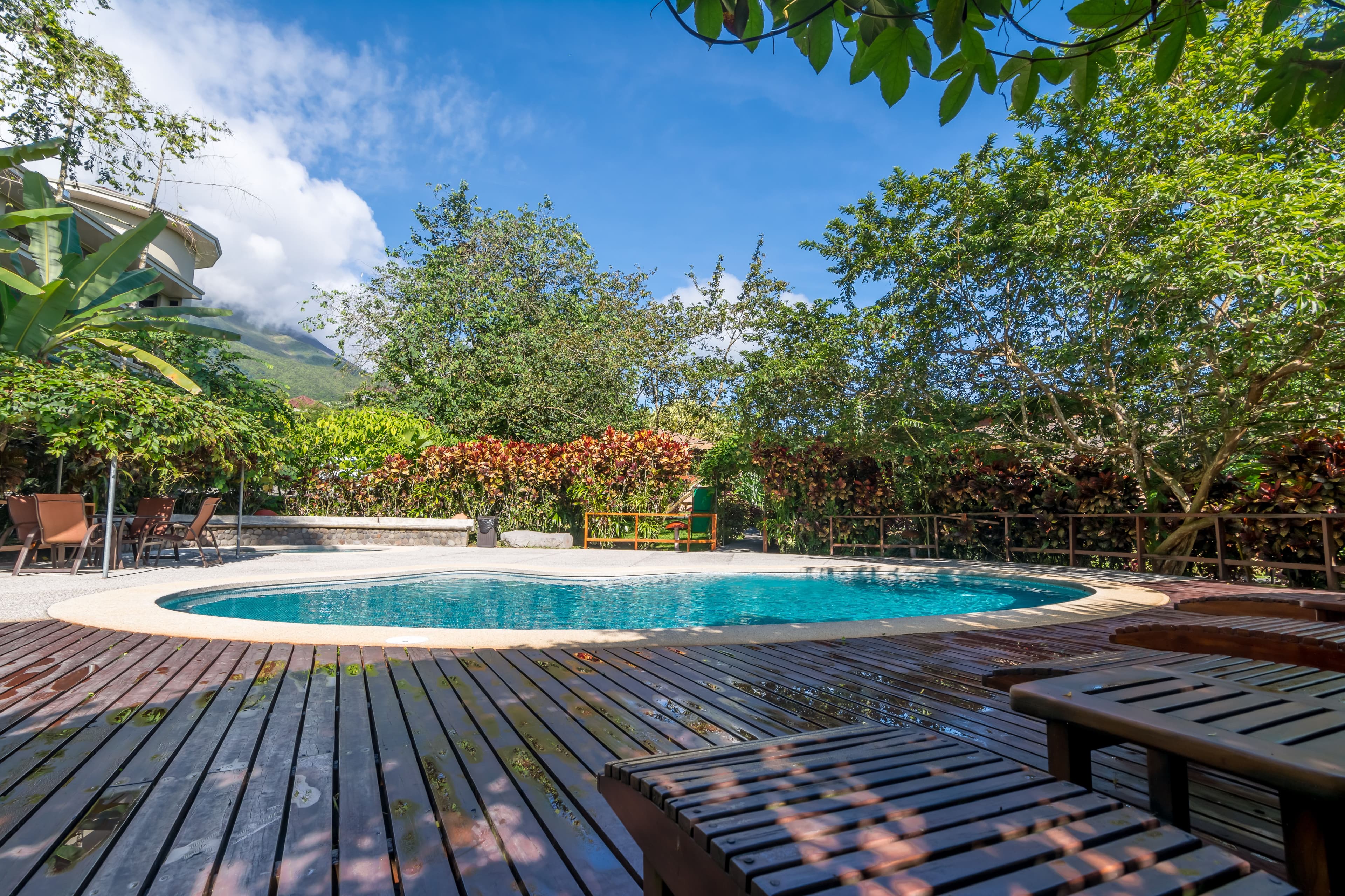 WELCOME TO OUR EXCLUSIVE COLD WATER POOL.